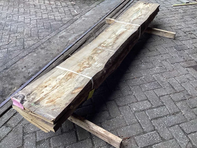 Esdoorn - kd ovengedroogd 2600x350x300 mm - schaaldeel (5x) - afbeelding 6 van  6