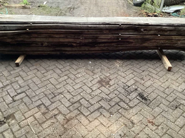 Esdoorn - kd ovengedroogd 4280 x 800 x 730 mm - iep (8x) - afbeelding 6 van  8