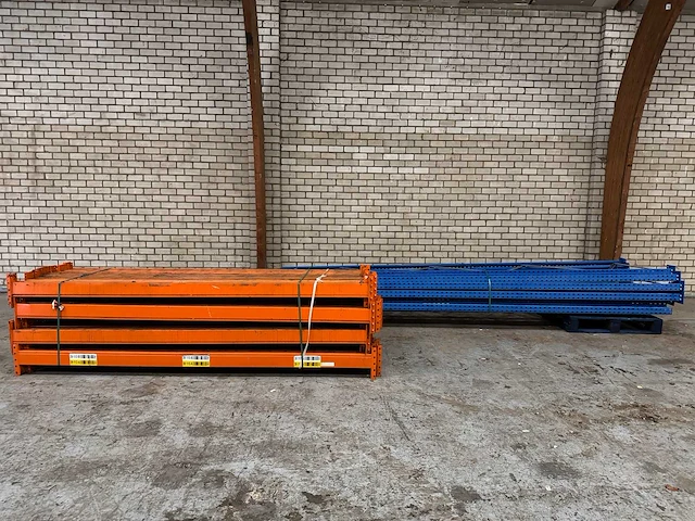 Esmena - palletstelling 22 meter (450cm hoog) - afbeelding 1 van  3