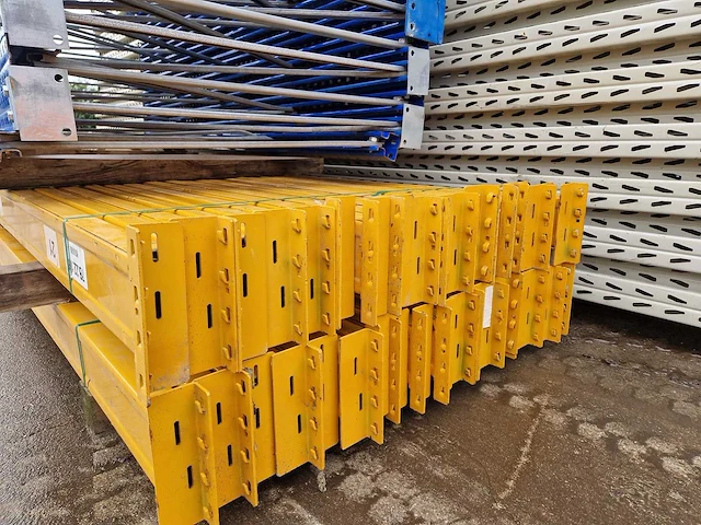 Esmena - palletstelling 33,5 meter (250cm hoog) - afbeelding 2 van  4