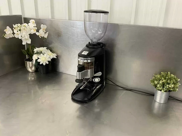 Espresso italiano - k6 glossy black - koffiemolen - afbeelding 1 van  4