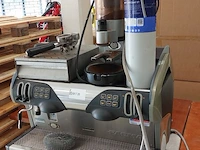 Espresso koffiemachine met bonenmaler op onderstel faema en espresso italiano, smart en md3000 - afbeelding 7 van  13
