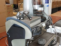 Espresso koffiemachine met bonenmaler op onderstel faema en espresso italiano, smart en md3000 - afbeelding 9 van  13