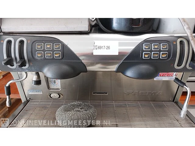 Espresso koffiemachine met bonenmaler op onderstel faema en espresso italiano, smart en md3000 - afbeelding 11 van  13