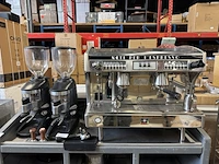 Espressomachine, 2x koffiemolen, waterontharder astoria, sae./2-ai