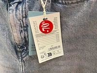 Esprit etalage dames kledingrestanten (50x) - afbeelding 9 van  14