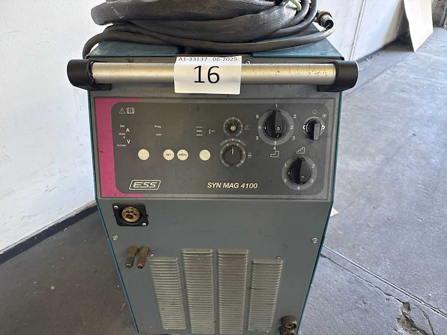 Ess 228 - synmag 4100 - mig welding machine - afbeelding 3 van  5