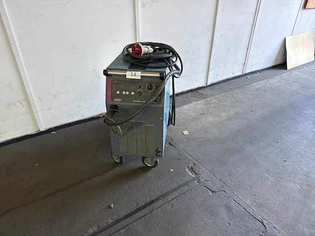 Ess 232 - synmag 4100 - mig welding machine - afbeelding 1 van  6