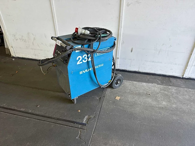 Ess 232 - synmag 4100 - mig welding machine - afbeelding 2 van  6