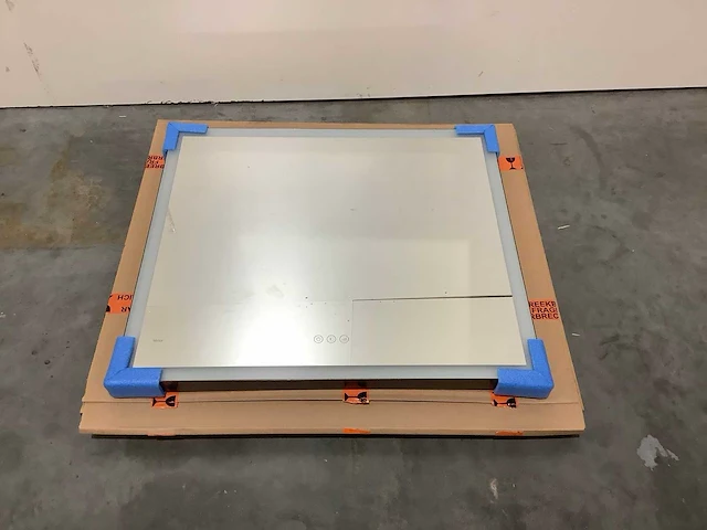 Ess lugano - led - badkamer spiegel antraciet 80x70cm - afbeelding 1 van  5