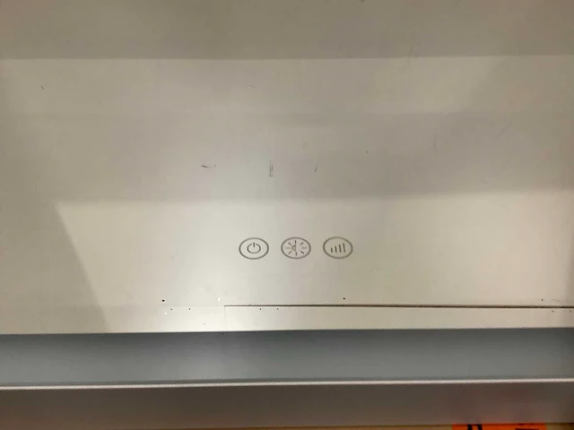 Ess lugano - led - badkamer spiegel crème 130x70cm - afbeelding 3 van  6