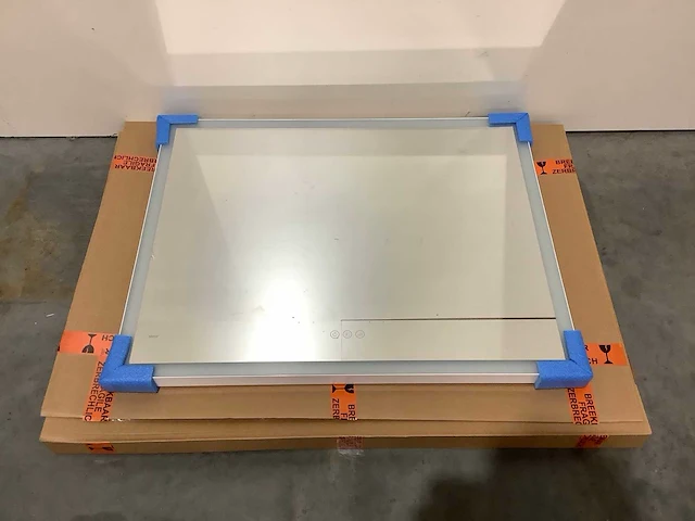 Ess lugano - led - badkamer spiegel wit 90x70cm - afbeelding 3 van  5