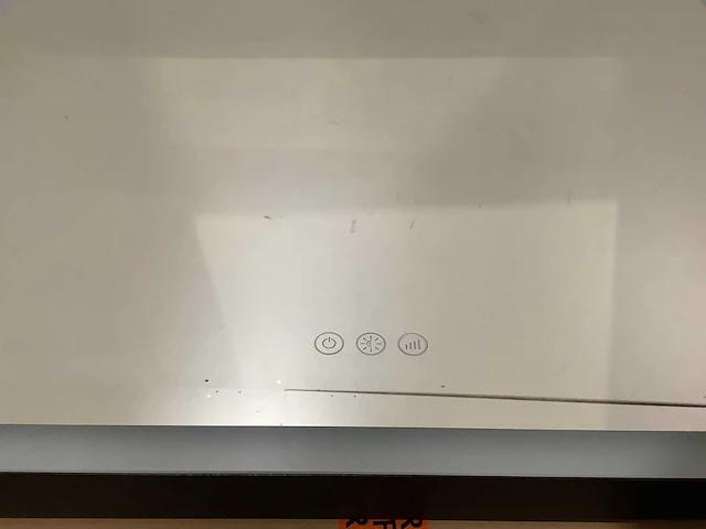 Ess lugano - led - badkamer spiegel zwart 80x70cm - afbeelding 2 van  5