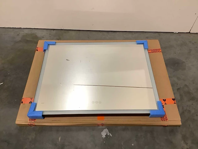 Ess lugano - led - badkamer spiegel zwart 90x70cm - afbeelding 3 van  5