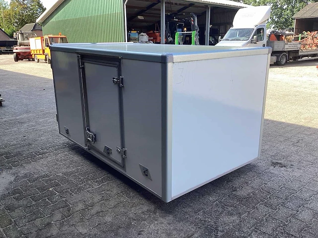 Esselmann cargo box l opbouw unit - afbeelding 6 van  11