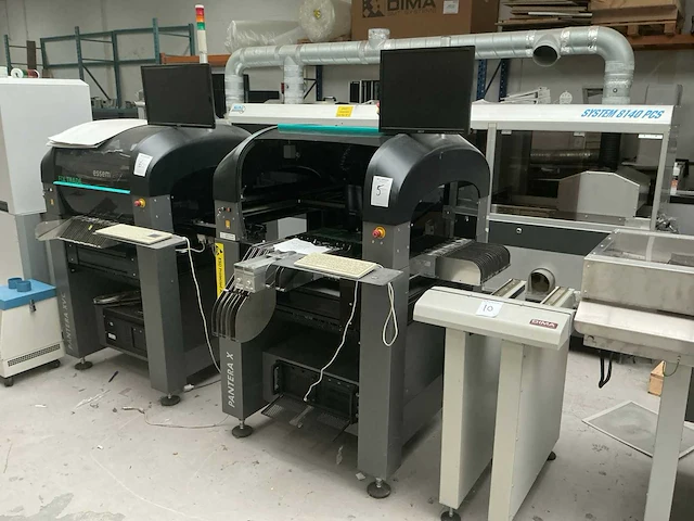 Essemtec pantera x pick and place machine - afbeelding 1 van  12
