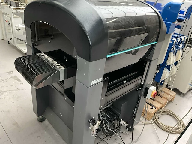 Essemtec pantera x pick and place machine - afbeelding 11 van  12