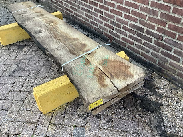 Essen - 2020 gezaagd 150 x 550 x 2450 mm - schaaldeel (2x) - afbeelding 1 van  6