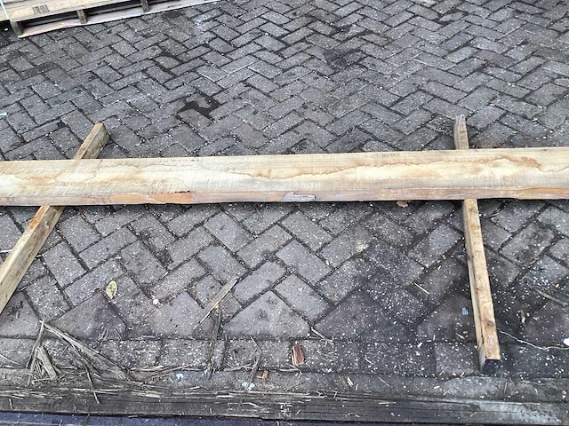 Essen a kwaliteit - kd ovengedroogd 3400x220x52 mm - balk - afbeelding 2 van  7