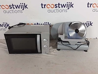 Essentiel-b microgolfoven eg204s titane & fritel snijmachine sl 3855 - afbeelding 2 van  4