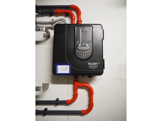 Esser - afbeelding 4 van  5