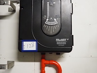 Esser - afbeelding 4 van  5