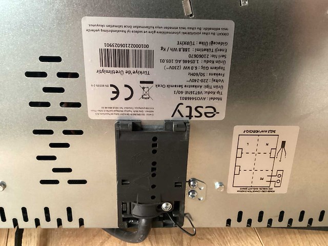 Esty - avo5446b01 - keramisch kookplaat gebruikt - afbeelding 3 van  3