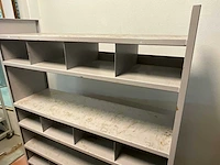 Etagewagen v.v. 3 niveaus en vakkenindeling 117x35x149cm (2x) - afbeelding 2 van  4