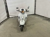 Etalian - snorscooter - retro - e-scooter - afbeelding 9 van  14