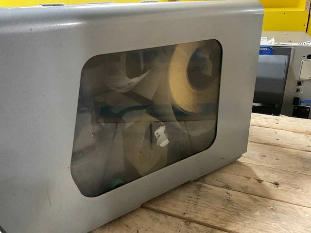 Etikettenprinter met etiketten - afbeelding 6 van  10