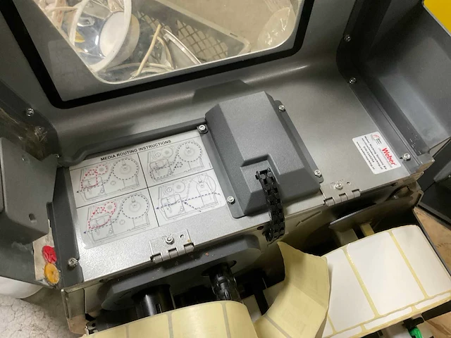 Etikettenprinter met etiketten - afbeelding 8 van  10
