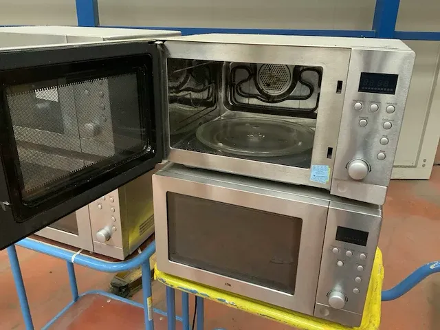 Etna ecm243rvs/e01 combi magnetron (4x) - afbeelding 2 van  3
