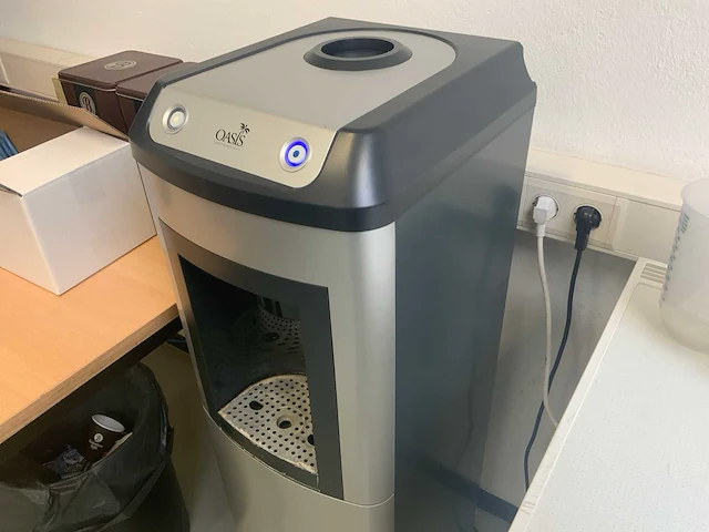 Etna tfz100 koffiemachine en oasis waterkoeler - afbeelding 6 van  16