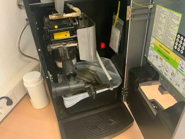 Etna tfz100 koffiemachine en oasis waterkoeler - afbeelding 16 van  16