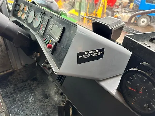 Euclid r40 cummins motor dumper - afbeelding 7 van  15