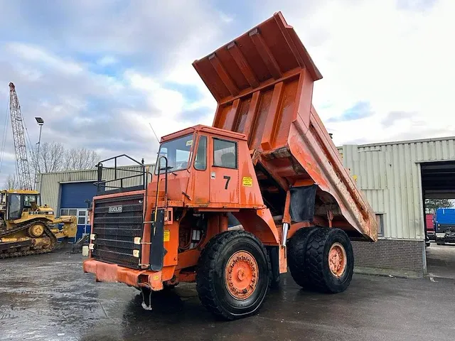 Euclid r40 cummins motor dumper - afbeelding 1 van  15