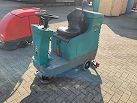 Eureka e75/2 vloerreiniger - zit schrob-/zuigmachine - afbeelding 10 van  15