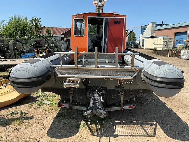 Euro offshore rib with volvo penta tamd42 patrol survey consoleboot en visboot - afbeelding 17 van  22