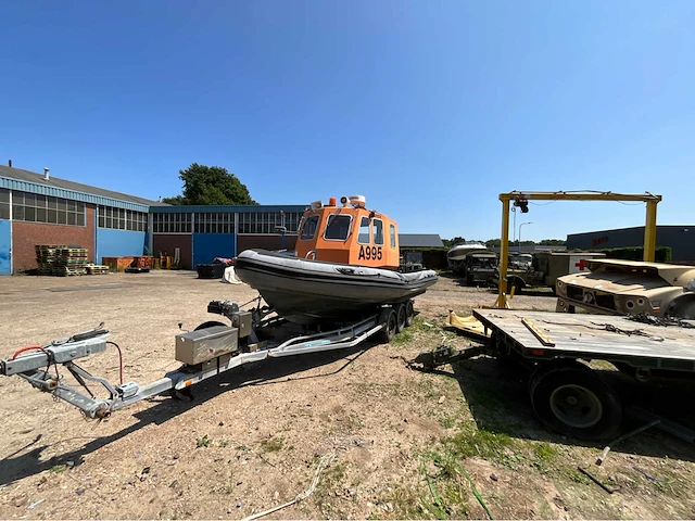 Euro offshore rib with volvo penta tamd42 patrol survey consoleboot en visboot - afbeelding 18 van  22
