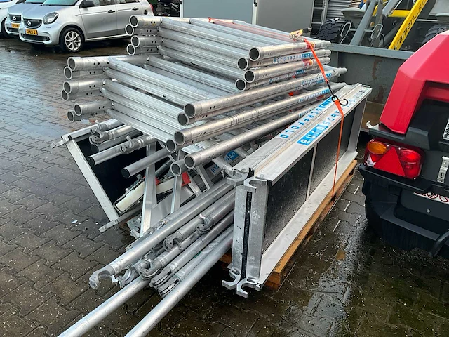 Euro scafold aluminium rolsteiger - afbeelding 11 van  16