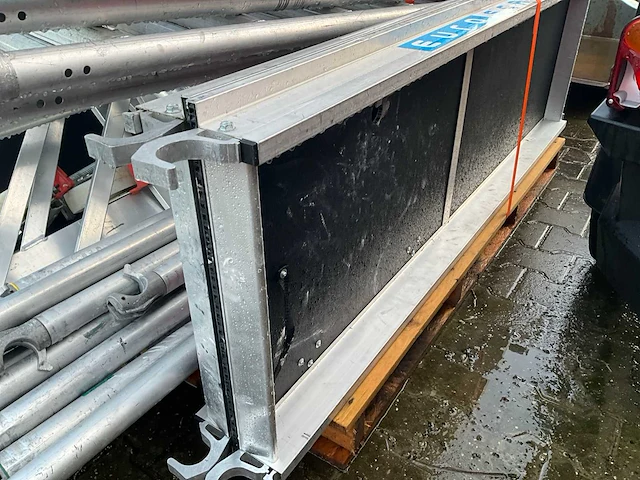 Euro scafold aluminium rolsteiger - afbeelding 12 van  16