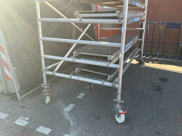 Euro scafold rolsteiger - afbeelding 9 van  15