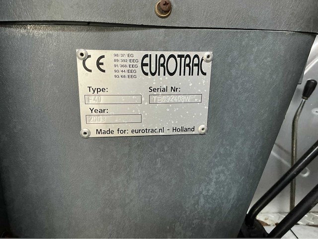 Euro trac - 2009 - f40ii - vierwielaangedreven landbouwtractor - afbeelding 17 van  24
