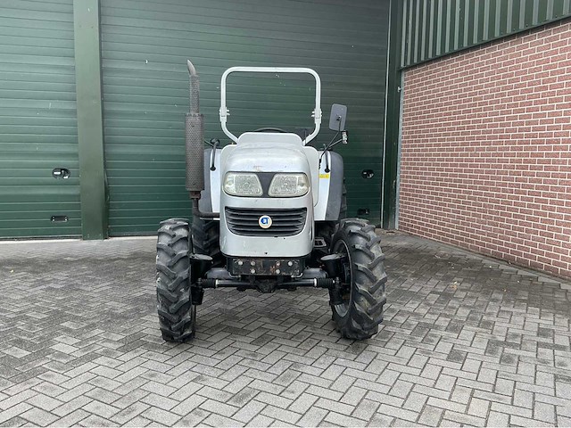 Euro trac - 2009 - f40ii - vierwielaangedreven landbouwtractor - afbeelding 18 van  24