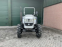 Euro trac - 2009 - f40ii - vierwielaangedreven landbouwtractor - afbeelding 18 van  24