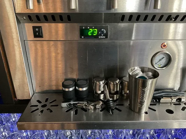 Eurocave professional wijnautomaat - afbeelding 8 van  10