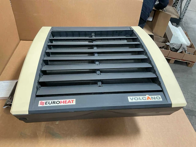 Euroheat volcano vr1 06/06 181 heater op cv warm water - afbeelding 1 van  15