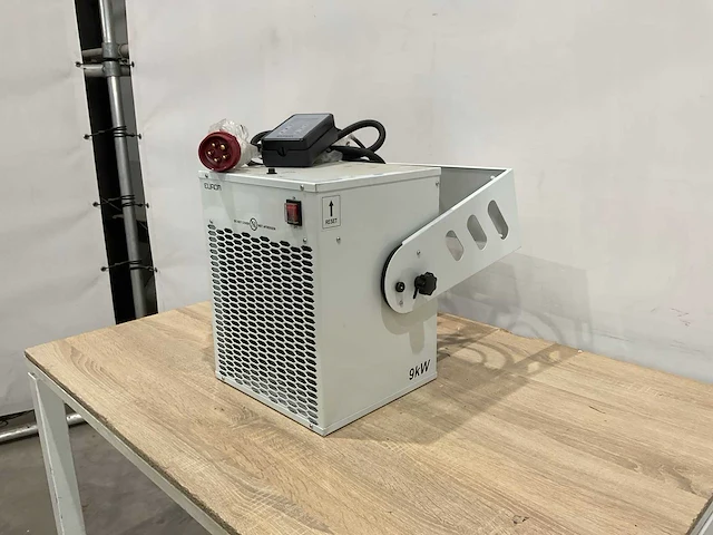 Eurom ek9000 wall heater - afbeelding 1 van  8