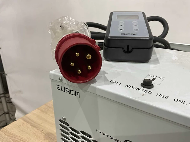 Eurom ek9000 wall heater - afbeelding 5 van  8