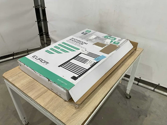 Eurom sani 600 wifi badkamer radiator - afbeelding 1 van  6